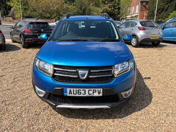 Used Dacia Sandero Stepway 2013 for sale - 78424063: Photo