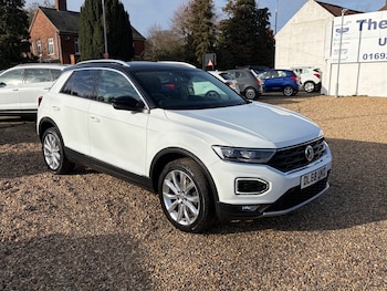 Used Volkswagen T-Roc 2018 for sale - 77592021: Photo