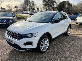 Used Volkswagen T-Roc 2018 for sale - 77592021: Photo