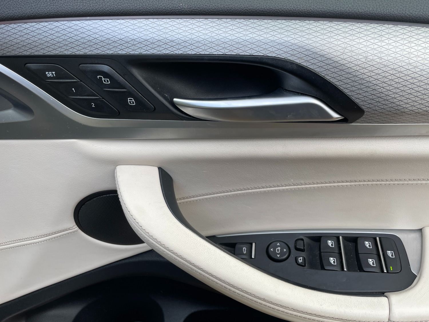 Used BMW X4 2018 for sale - 76533281: Photo 9