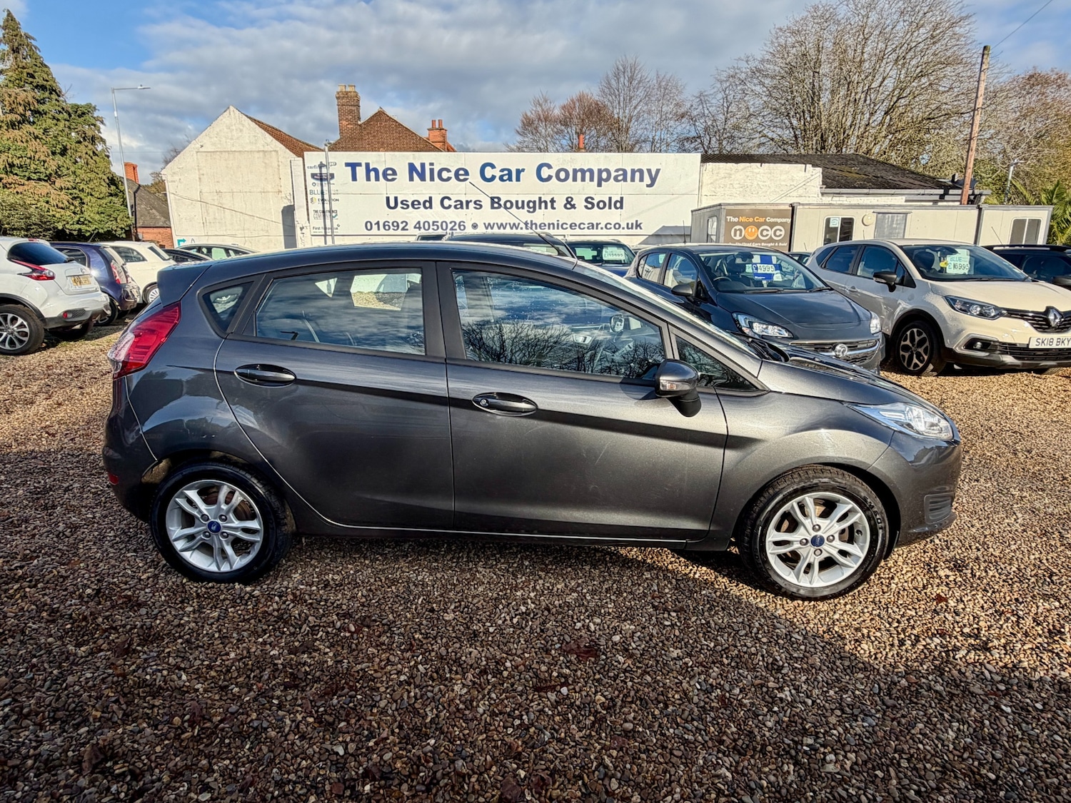Used Ford Fiesta 2016 for sale - 76565081: Photo 1