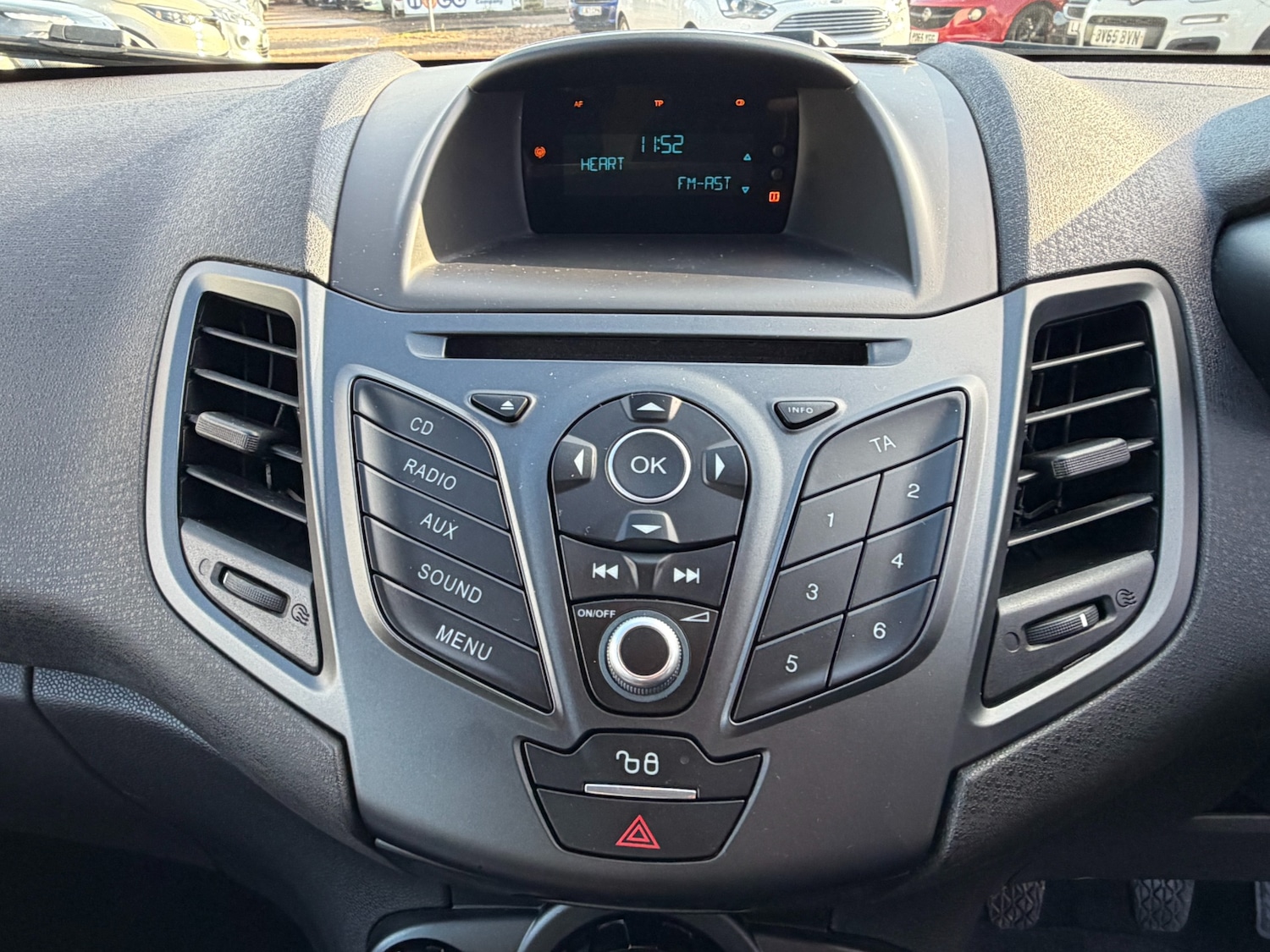 Used Ford Fiesta 2016 for sale - 76565081: Photo 12