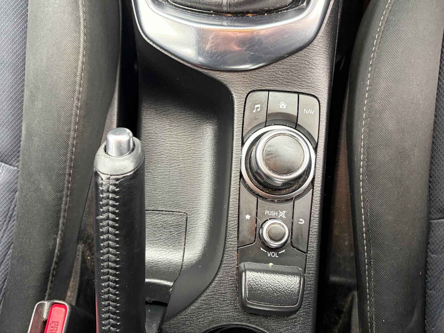 Used Mazda Mazda2 2015 for sale - 78038584: Photo 14