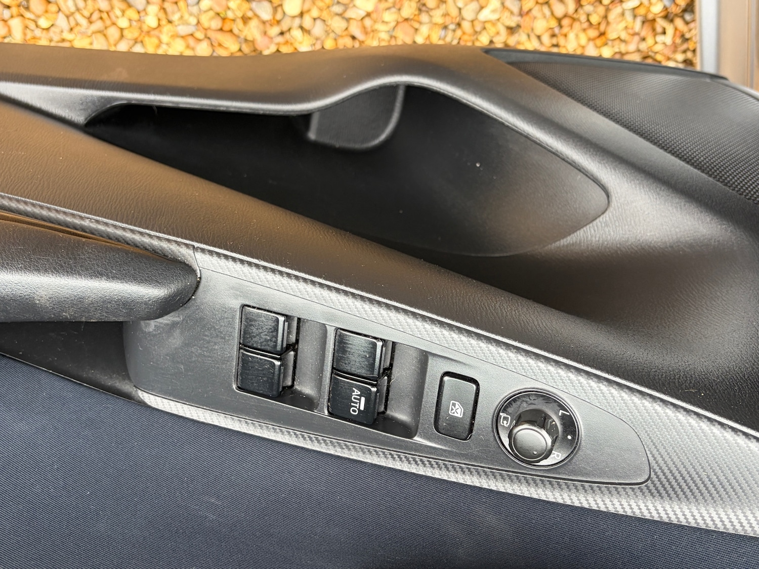 Used Mazda Mazda2 2015 for sale - 78038584: Photo 9