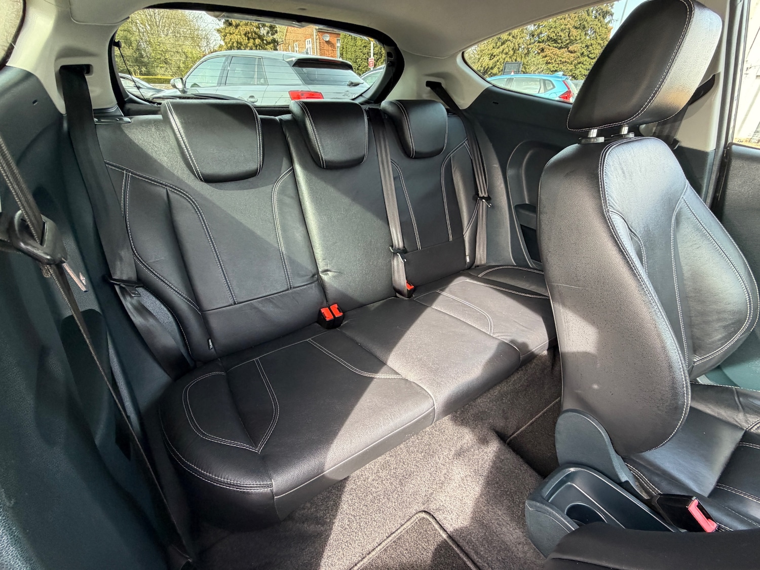 Used Ford Fiesta 2012 for sale - 77947403: Photo 16