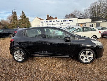 Used Renault Clio 2015 for sale - 77195908: Photo