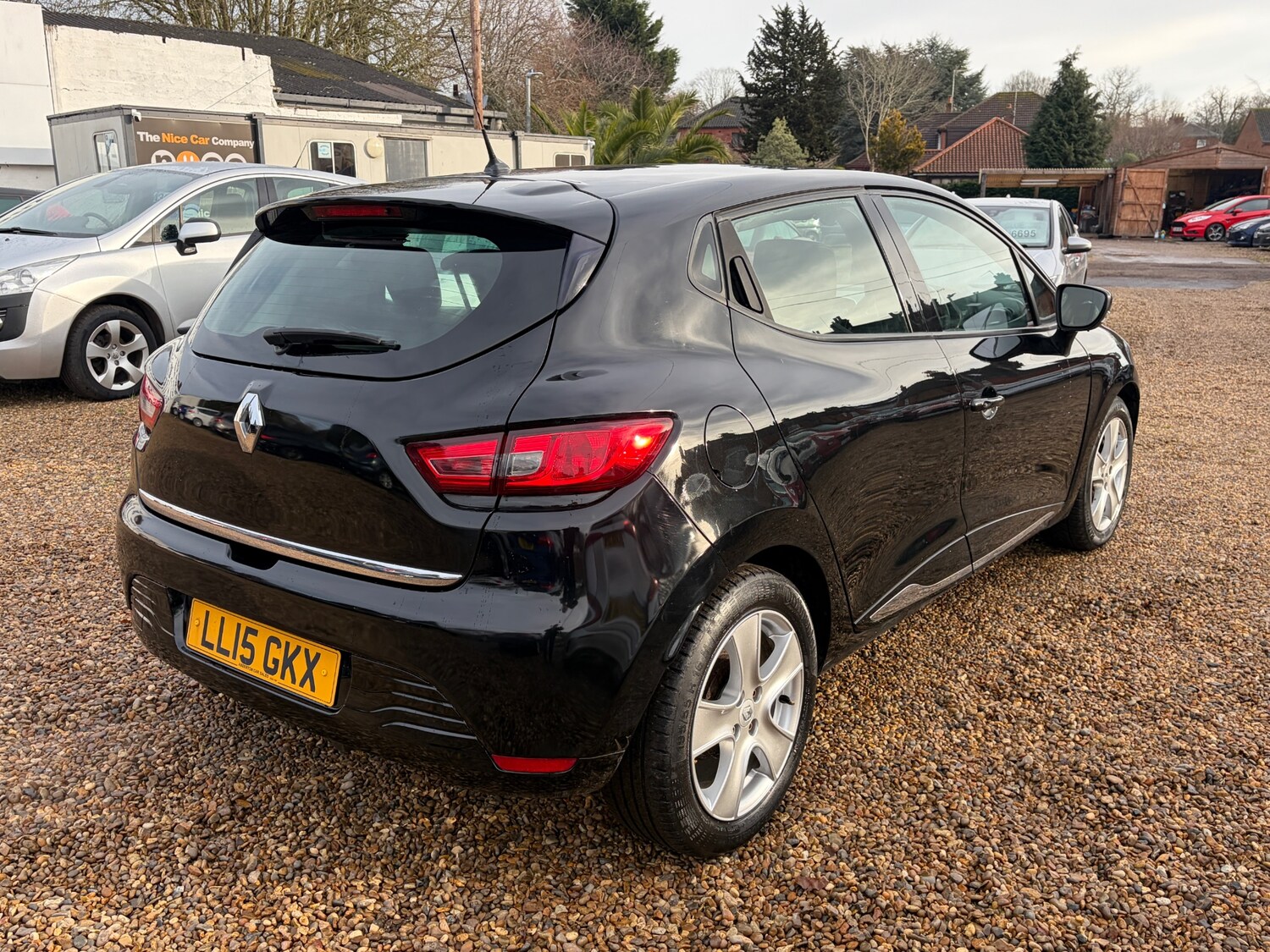 Used Renault Clio 2015 for sale - 77195908: Photo 6