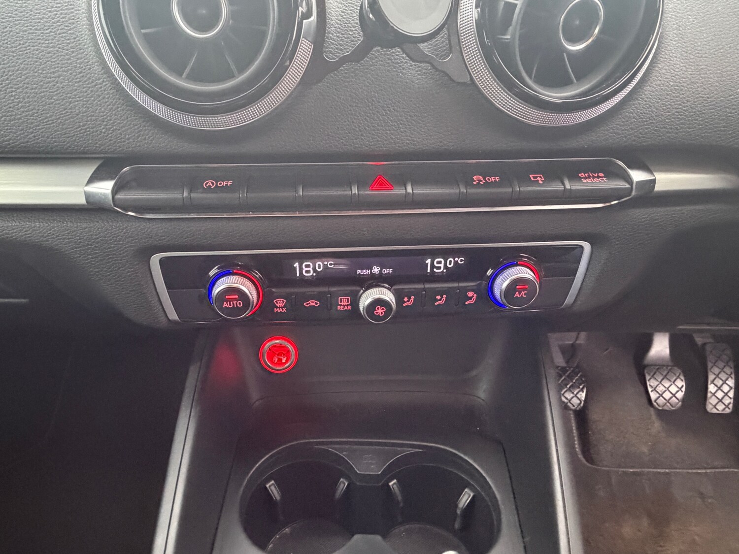 Used Audi A3 2016 for sale - 77364406: Photo 13