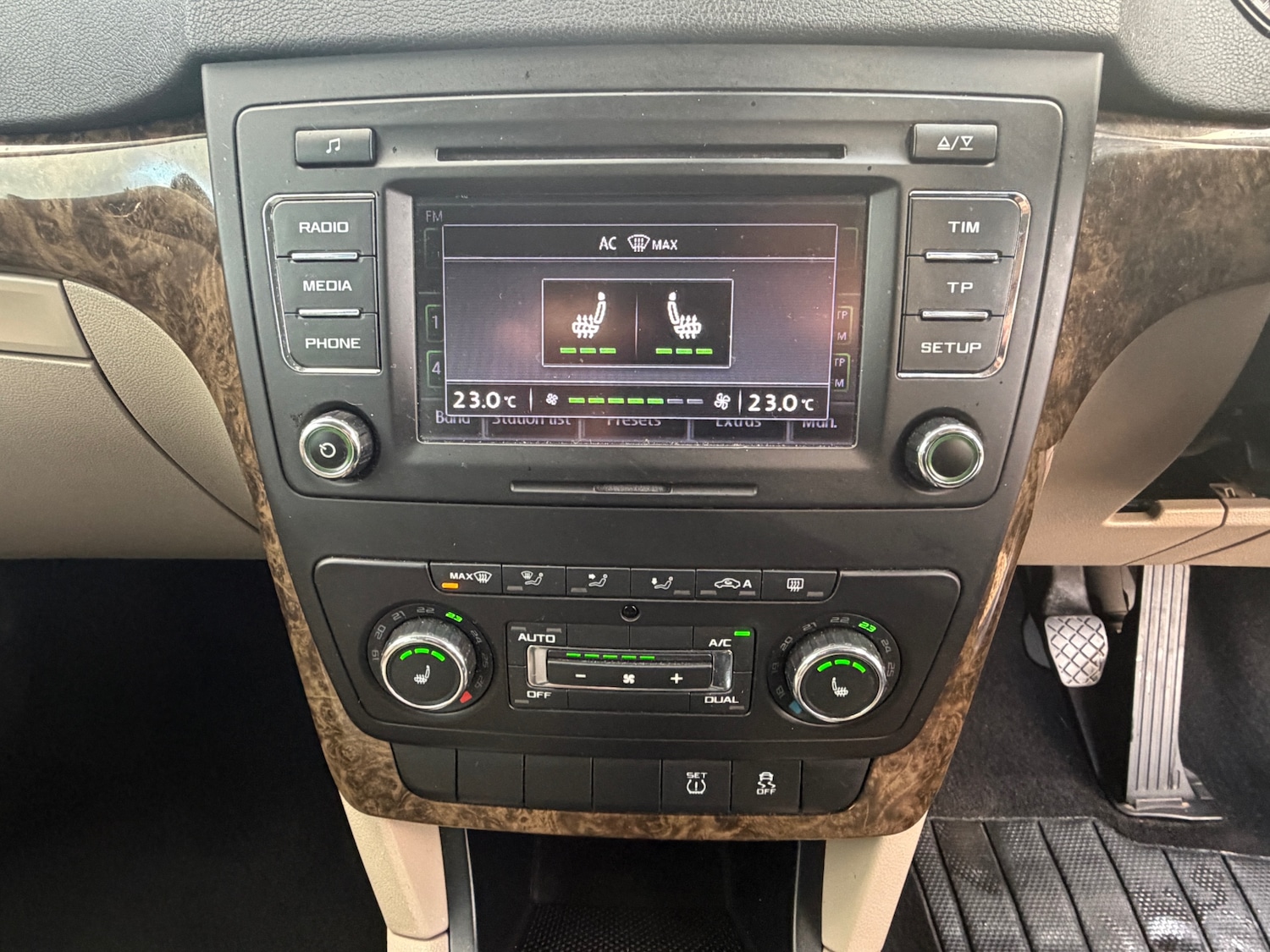 Used Skoda Yeti 2014 for sale - 77260957: Photo 13