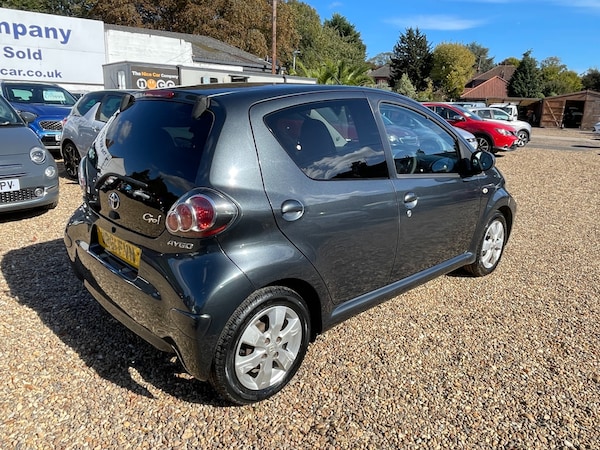 Used Toyota AYGO 2011 for sale - 76064961: Photo 7