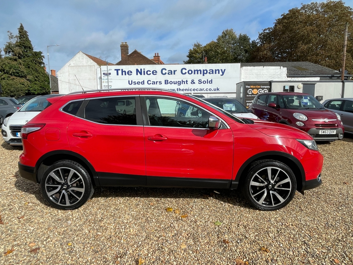 Used Nissan Qashqai 2015 for sale - 76130348: Photo 1