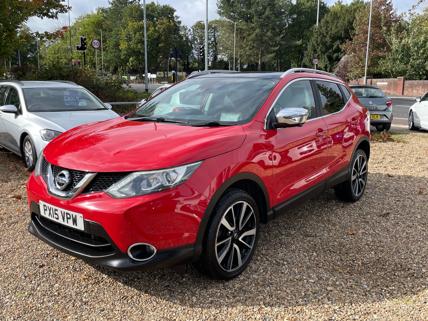 Used Nissan Qashqai 2015 for sale - 76130348: Photo 4