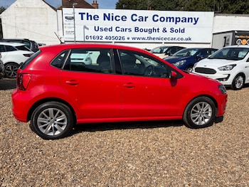 Used Volkswagen Polo 2015 for sale - 79283111: Photo
