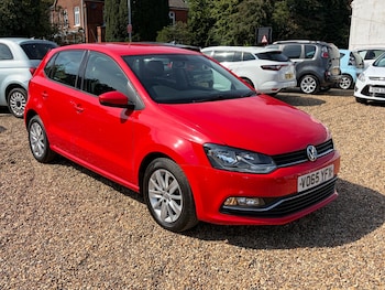 Used Volkswagen Polo 2015 for sale - 79283111: Photo