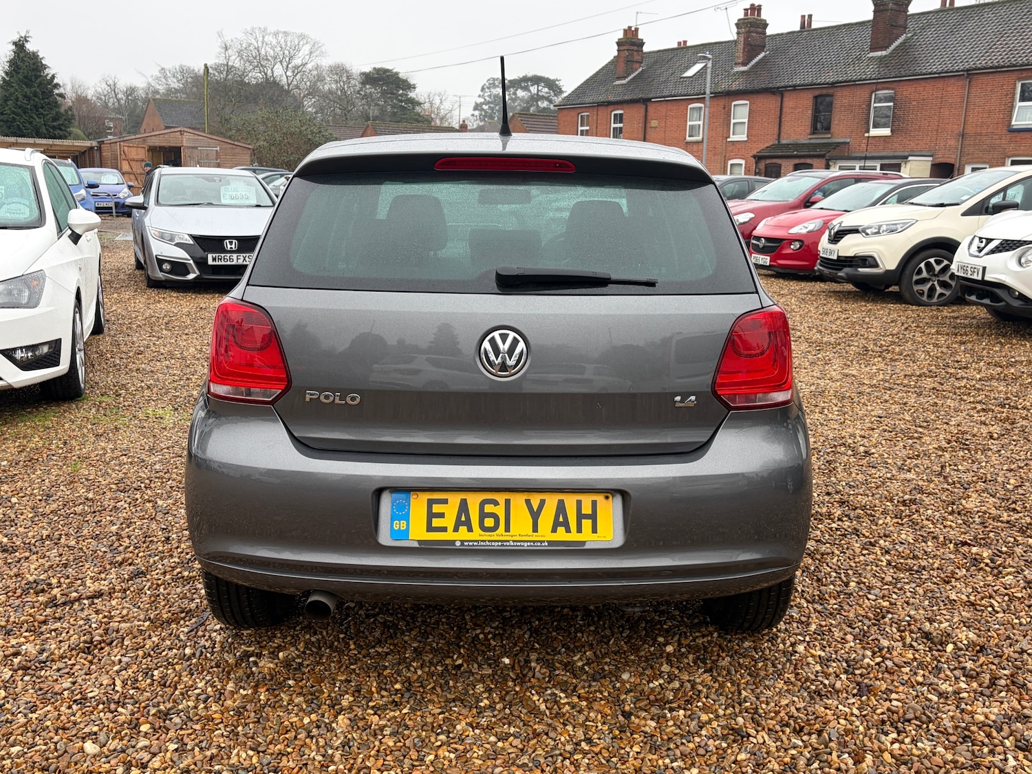 Used Volkswagen Polo 2011 for sale - 77379480: Photo 8