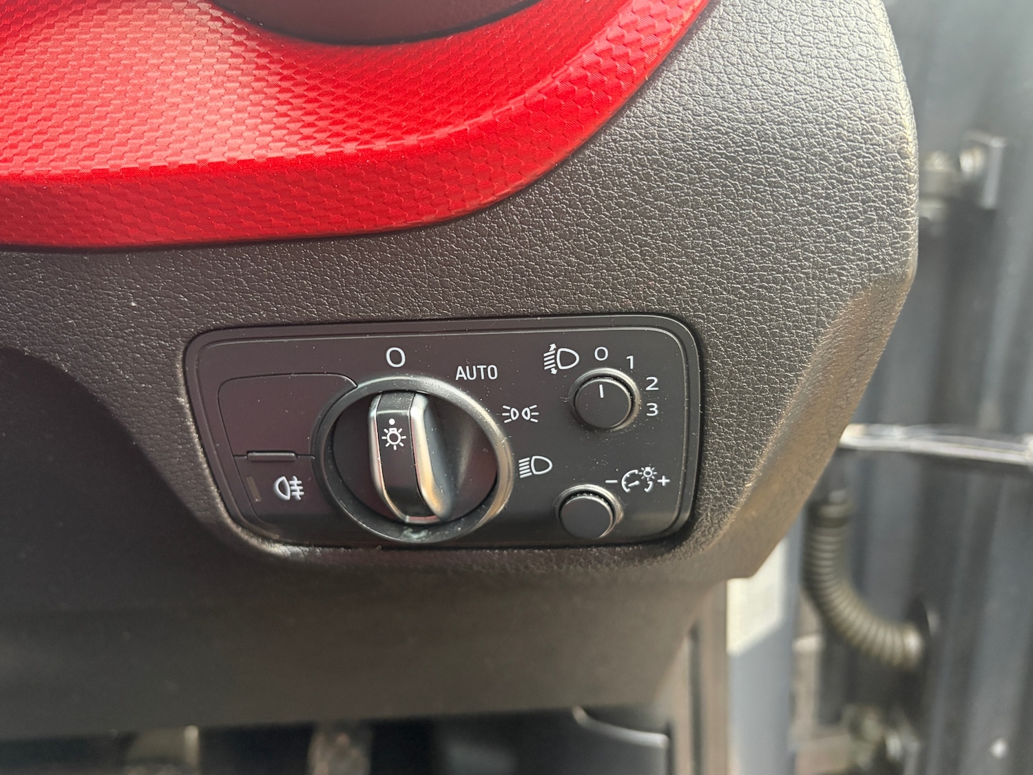 Used Audi Q2 2018 for sale - 77324240: Photo 9