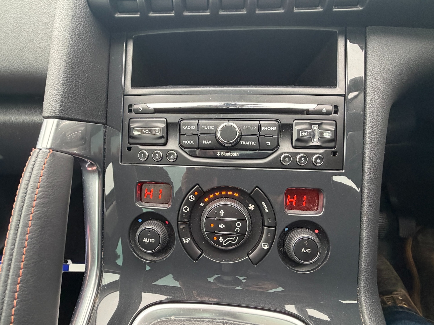 Used Peugeot 3008 2015 for sale - 76588579: Photo 13