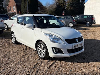 Used Suzuki Swift 2015 for sale - 77902847: Photo
