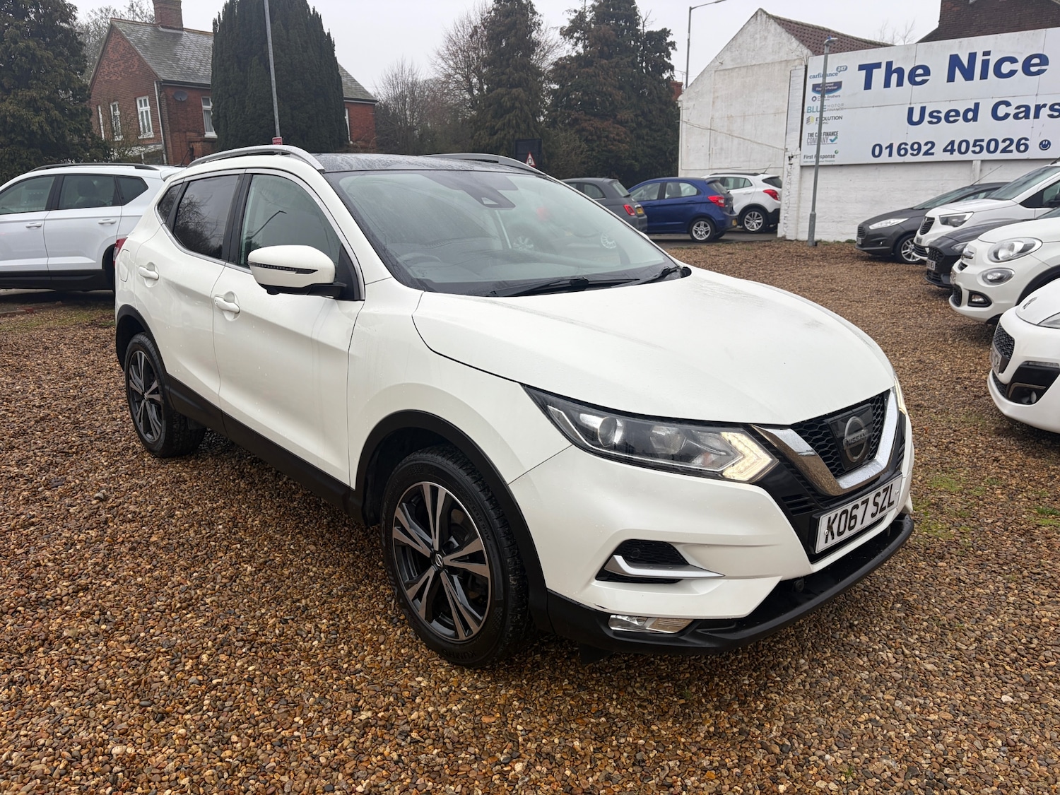 Used Nissan Qashqai 2018 for sale - 77447179: Photo 2