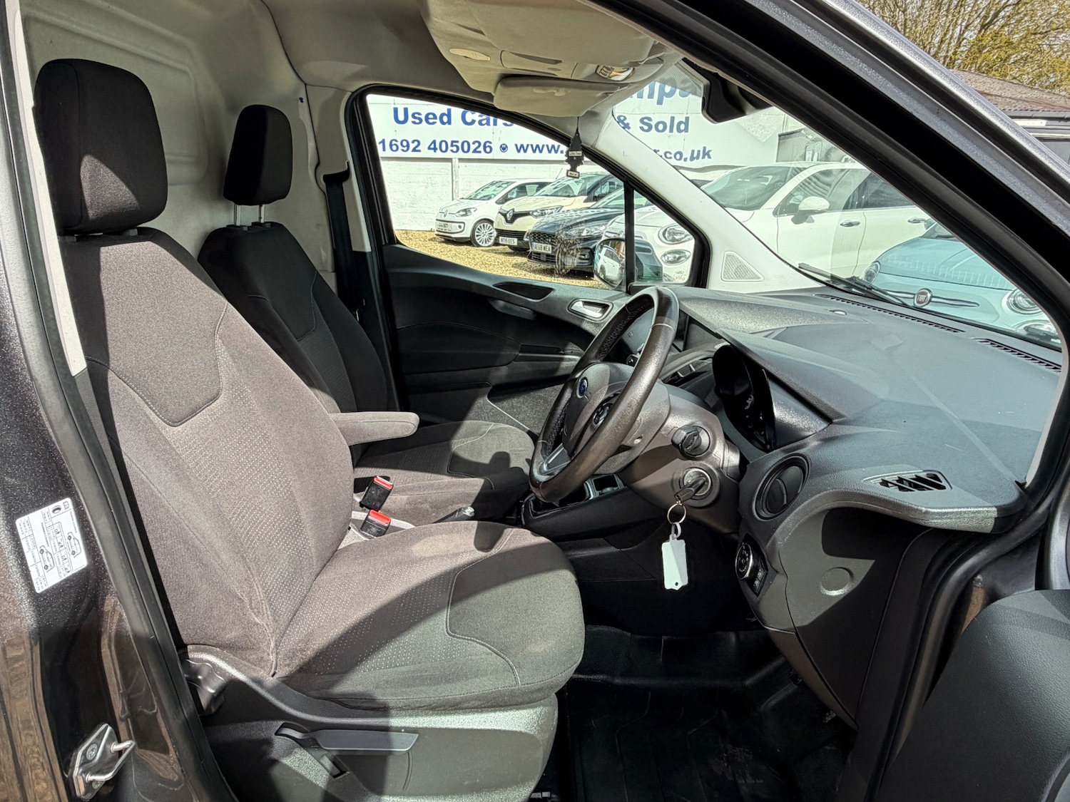 Used Ford Transit Courier 2019 for sale - 78053693: Photo 12
