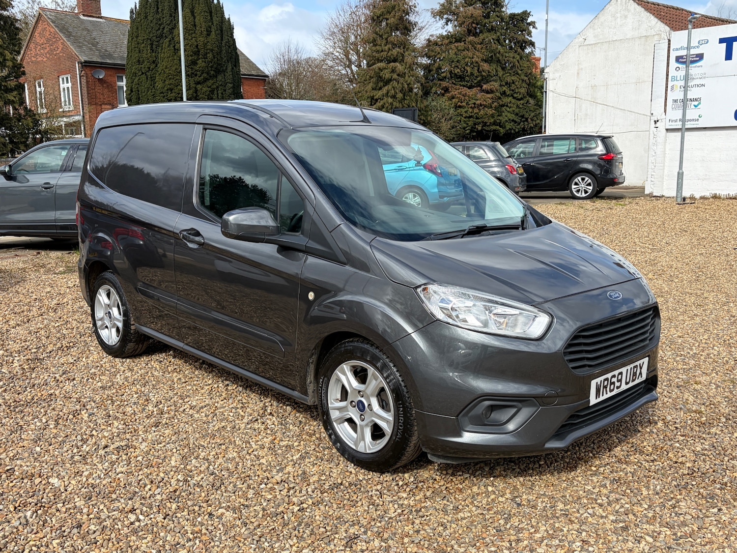 Used Ford Transit Courier 2019 for sale - 78053693: Photo 2
