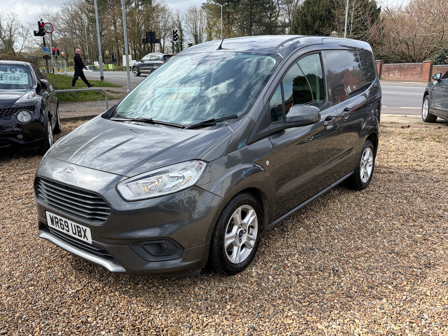 Used Ford Transit Courier 2019 for sale - 78053693: Photo 4