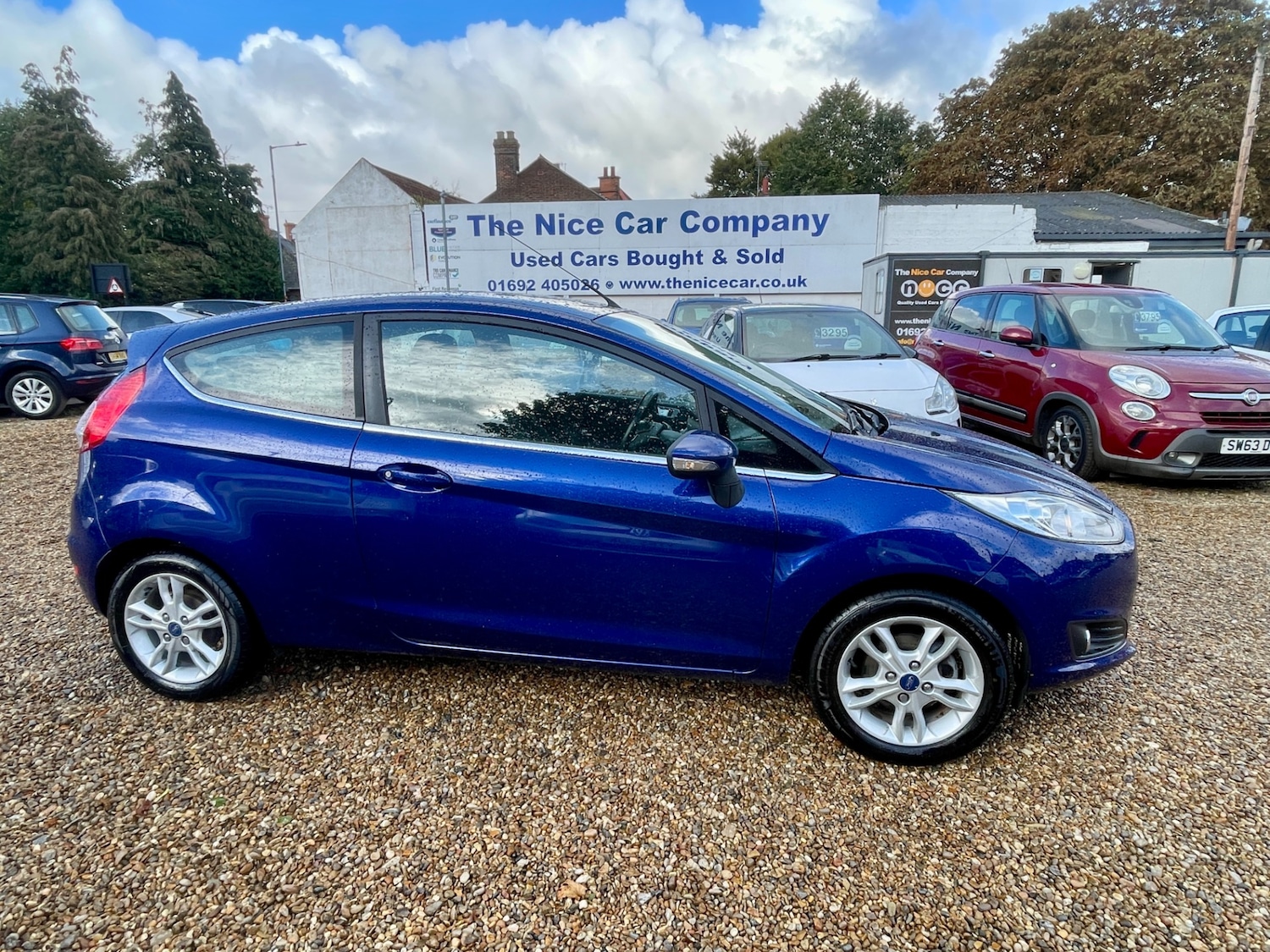Used Ford Fiesta 2015 for sale - 76017292: Photo 1