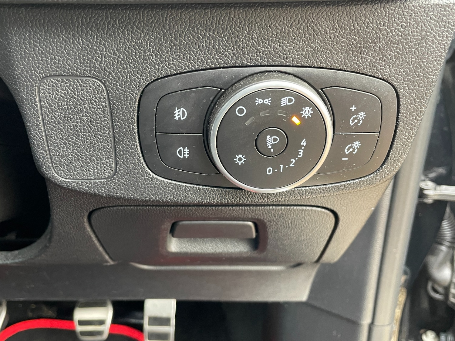 Used Ford Focus 2018 for sale - 76493985: Photo 10