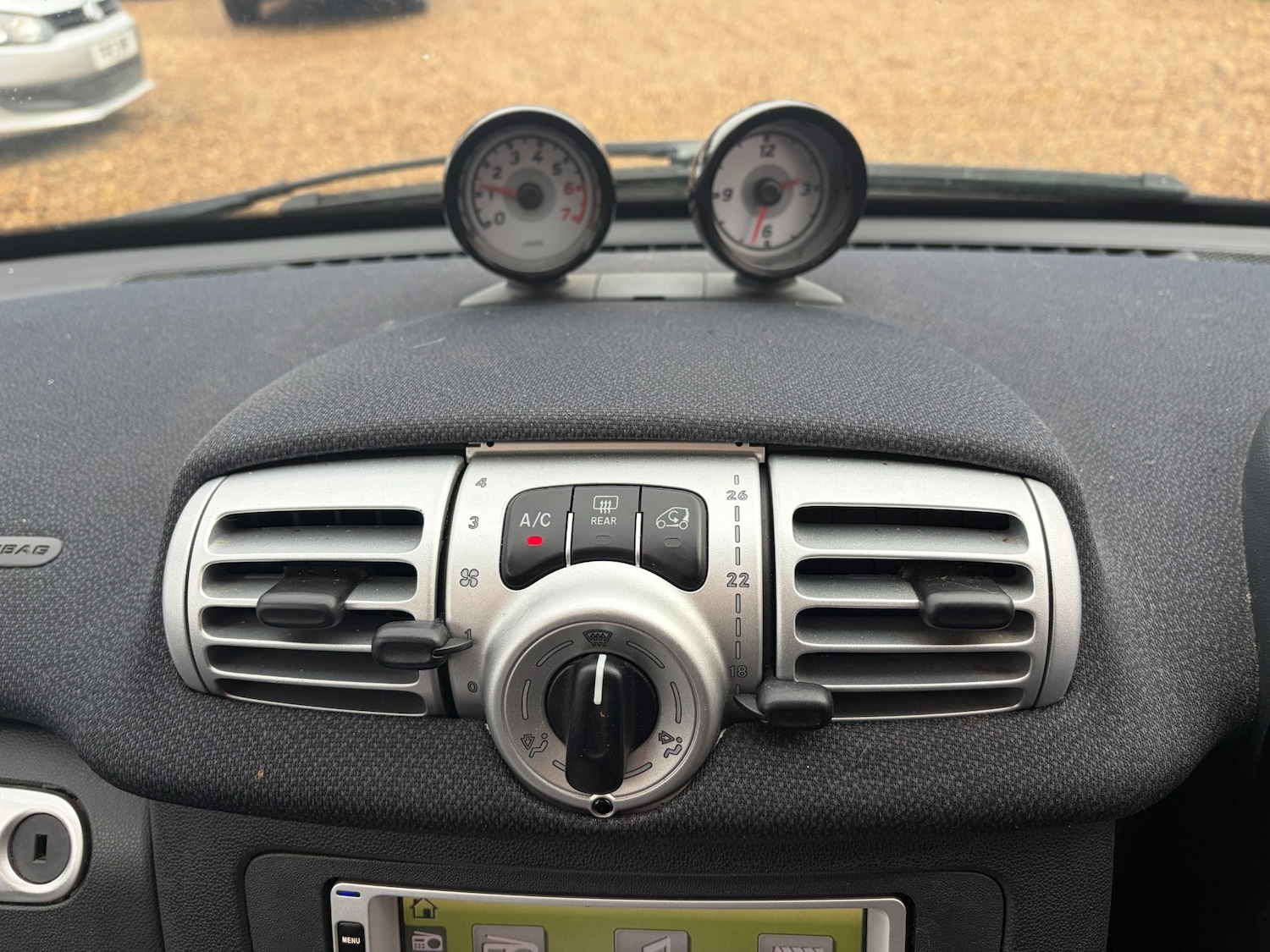 Used smart fortwo 2014 for sale - 76588571: Photo 9