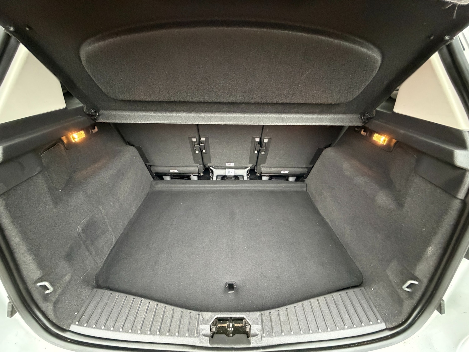 Used Ford C-Max 2015 for sale - 76637558: Photo 16