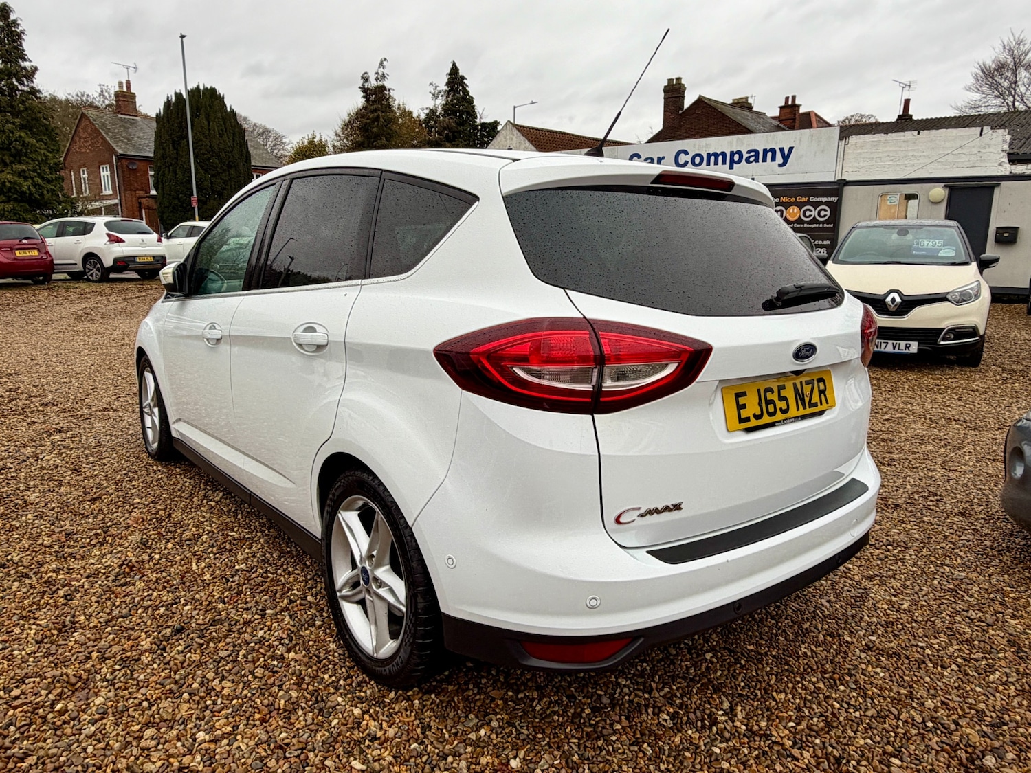 Used Ford C-Max 2015 for sale - 76637558: Photo 5
