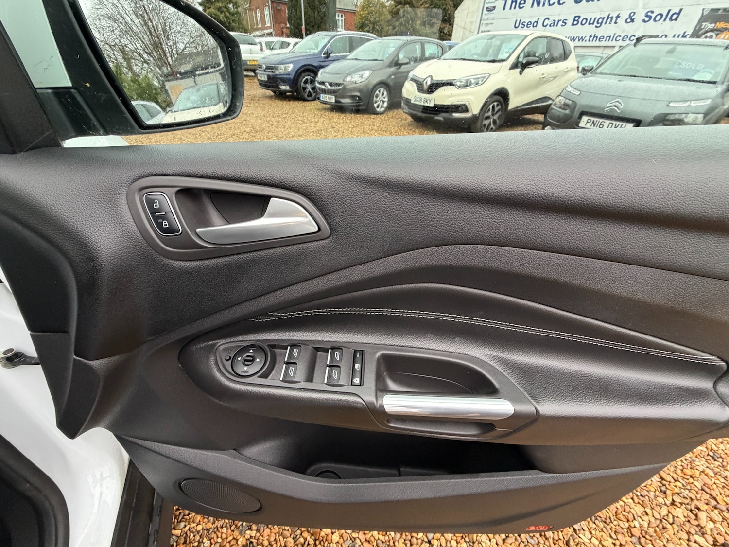 Used Ford C-Max 2015 for sale - 76637558: Photo 8