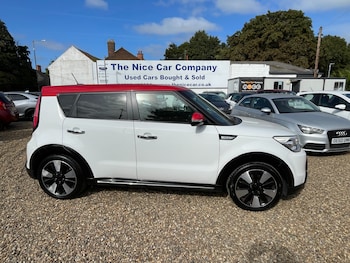 2015 (15) - 1.6 CRDi Mixx 5dr
