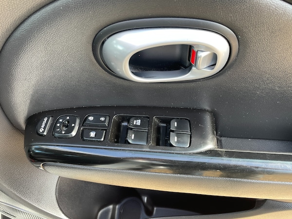 Used Kia Soul 2015 for sale - 75640948: Photo 8