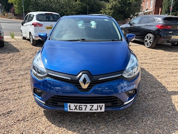 Used Renault Clio 2017 for sale - 79287324: Photo
