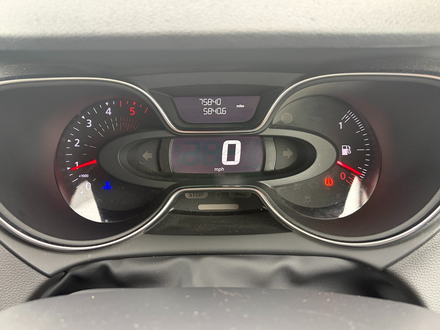 Used Renault Captur 2018 for sale - 76504646: Photo 12