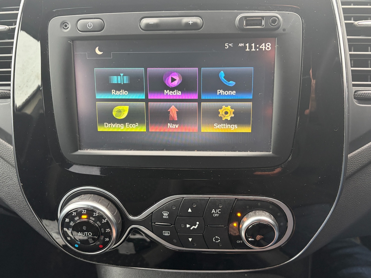 Used Renault Captur 2018 for sale - 76504646: Photo 9