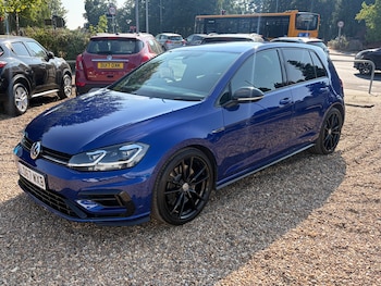 Used Volkswagen Golf 2017 for sale - 79240610: Photo