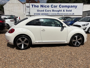 Used Volkswagen Beetle 2013 for sale - 79353435: Photo