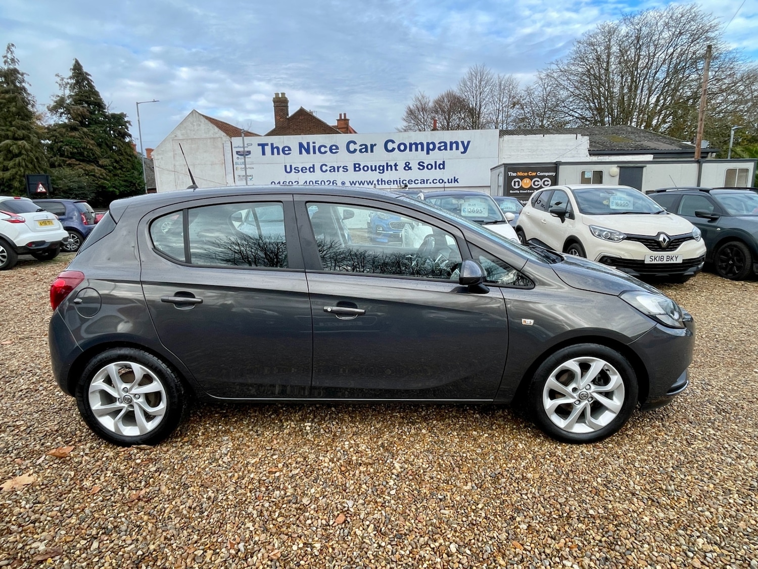 Used Vauxhall Corsa 2015 for sale - 76555230: Photo 1