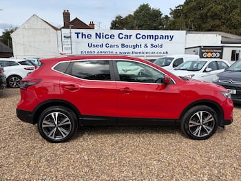 Used Nissan Qashqai 2017 for sale - 79502772: Photo