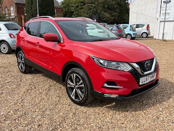 Used Nissan Qashqai 2017 for sale - 79502772: Photo