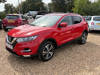 Used Nissan Qashqai 2017 for sale - 79502772: Photo