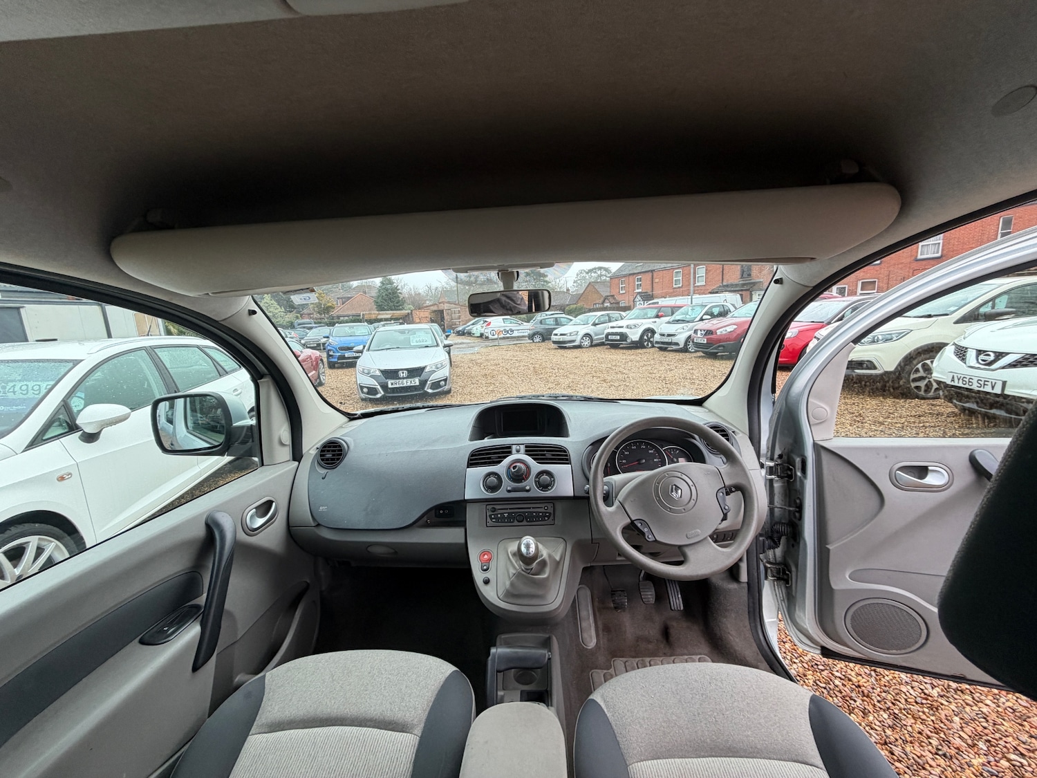 Used Renault Kangoo 2010 for sale - 77234147: Photo 12