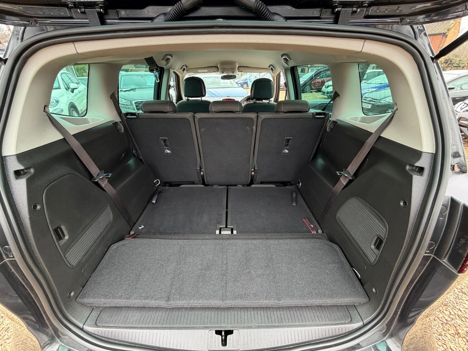 Used Vauxhall Zafira 2015 for sale - 77607002: Photo 18