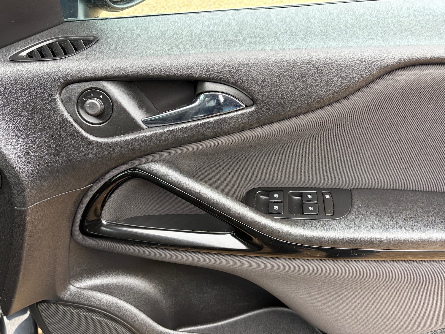 Used Vauxhall Zafira 2015 for sale - 77607002: Photo 9