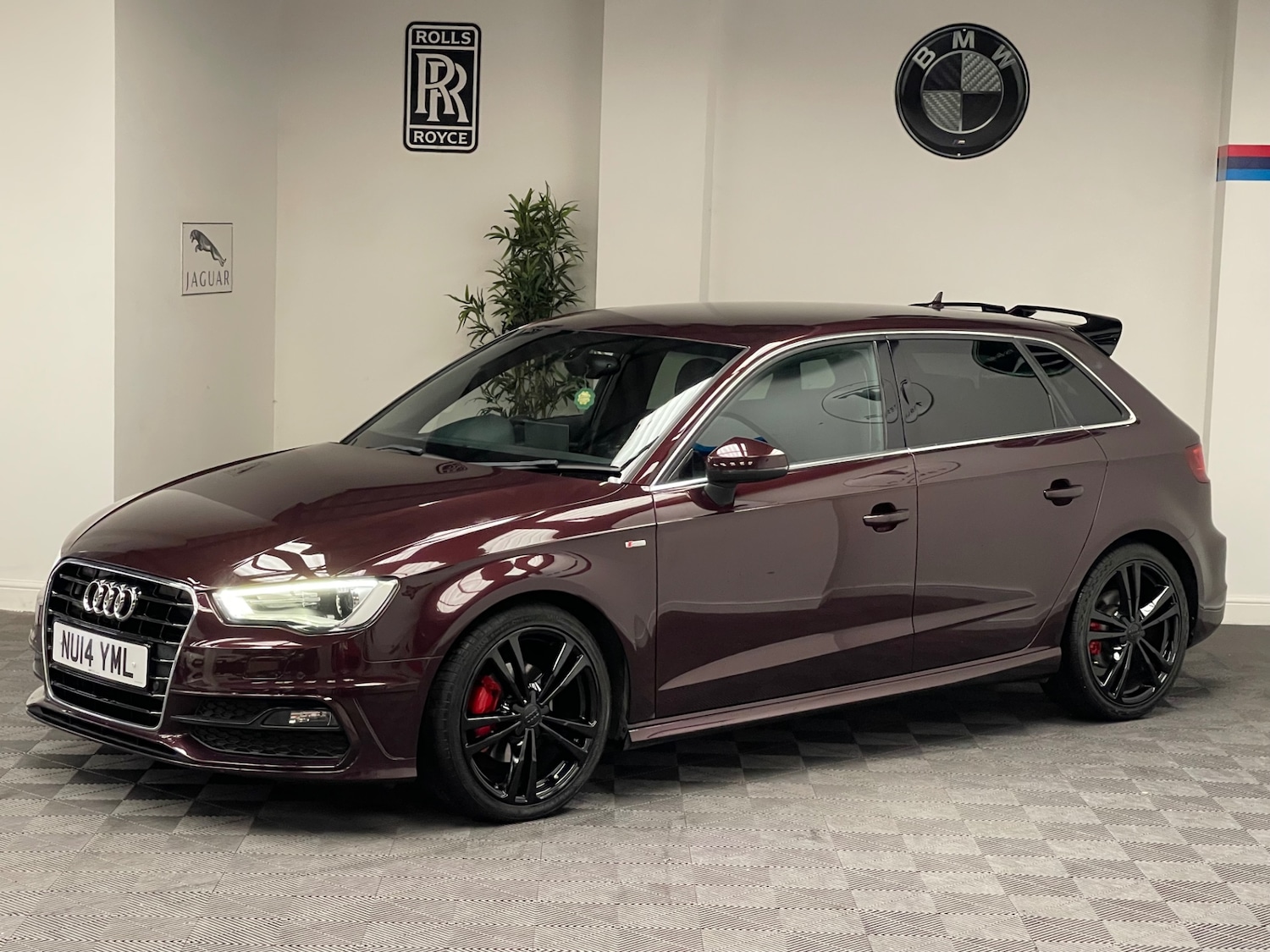 Used Audi A3 2014 for sale - 76057244: Photo 4