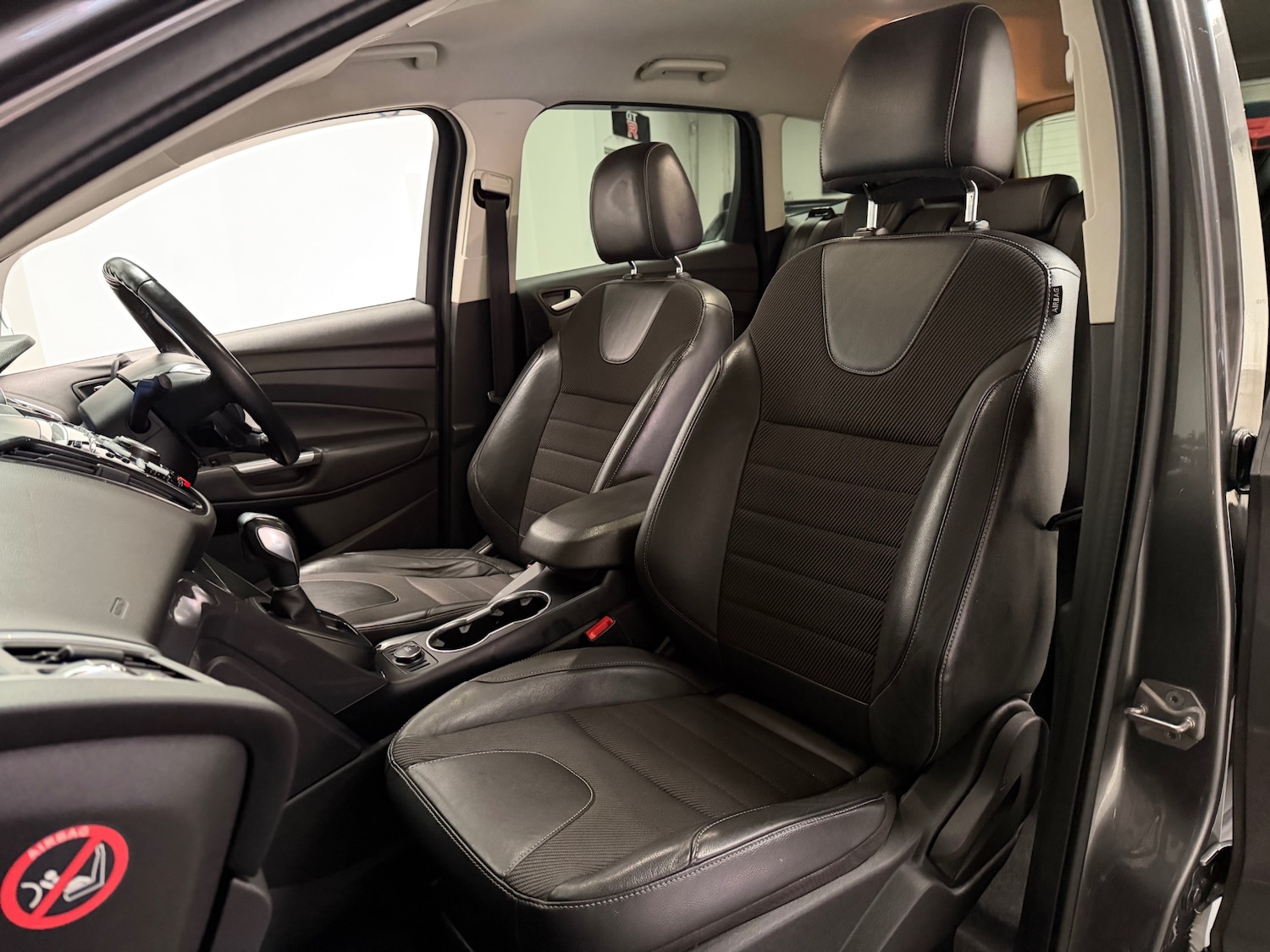 Used Ford Kuga 2014 for sale - 77519974: Photo 11