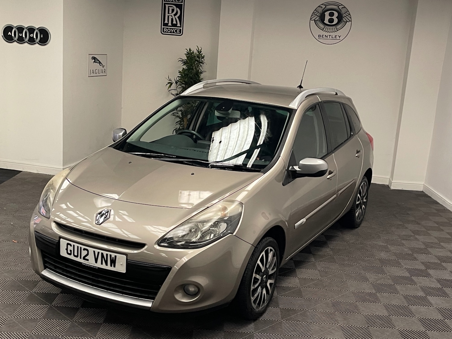 Used Renault Clio 2012 for sale - 77179977: Photo 20