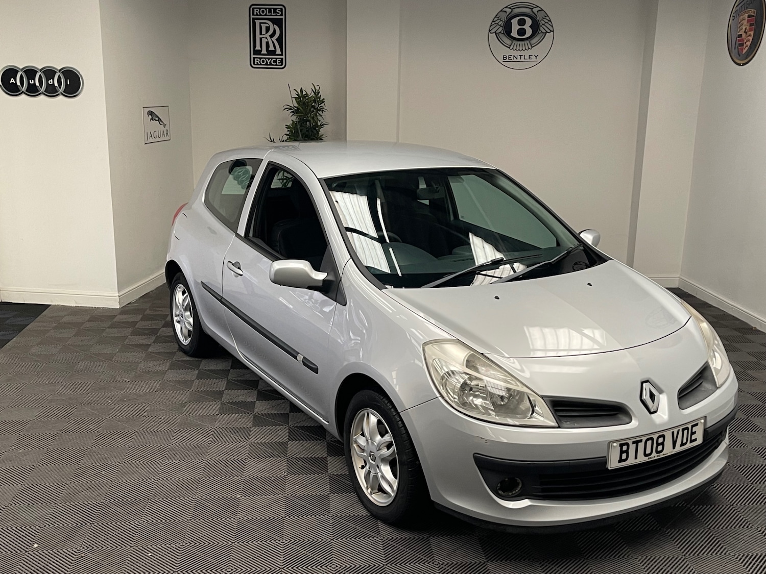 Used Renault Clio 2008 for sale - 77188864: Photo 16